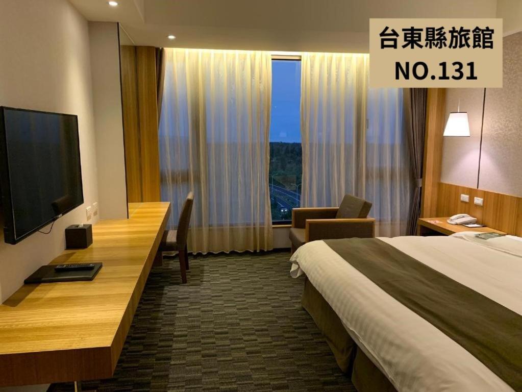Kaishen Starlight Hotel T'ai-tung Buitenkant foto
