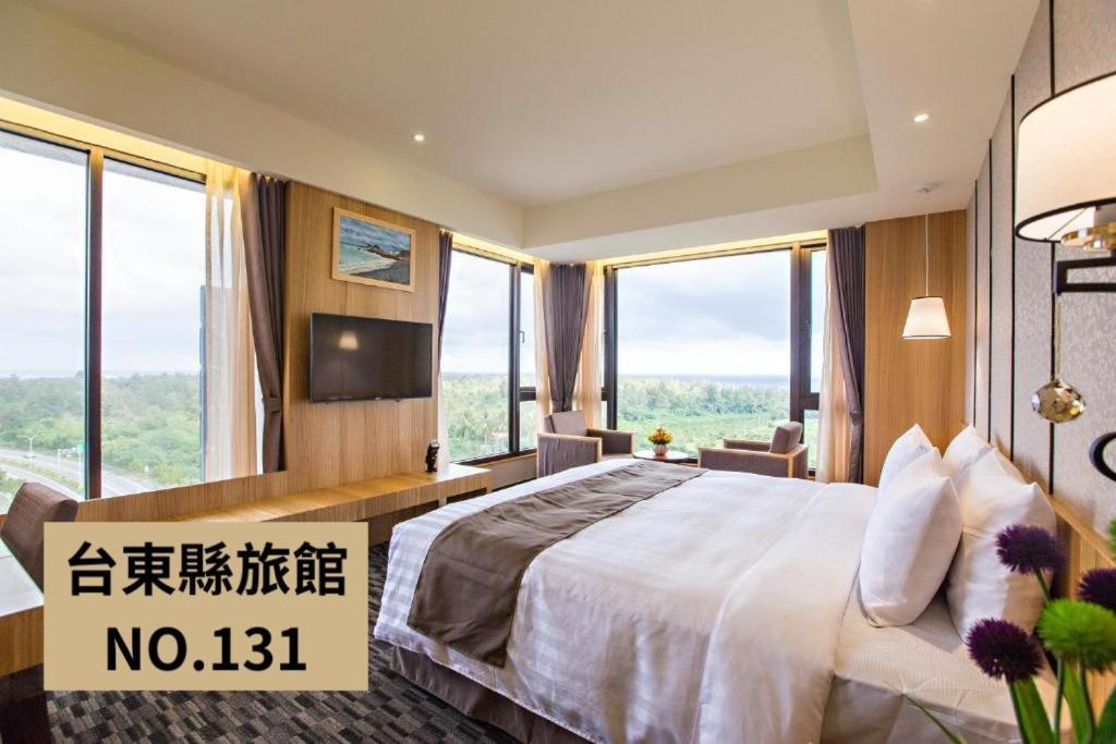 Kaishen Starlight Hotel T'ai-tung Buitenkant foto